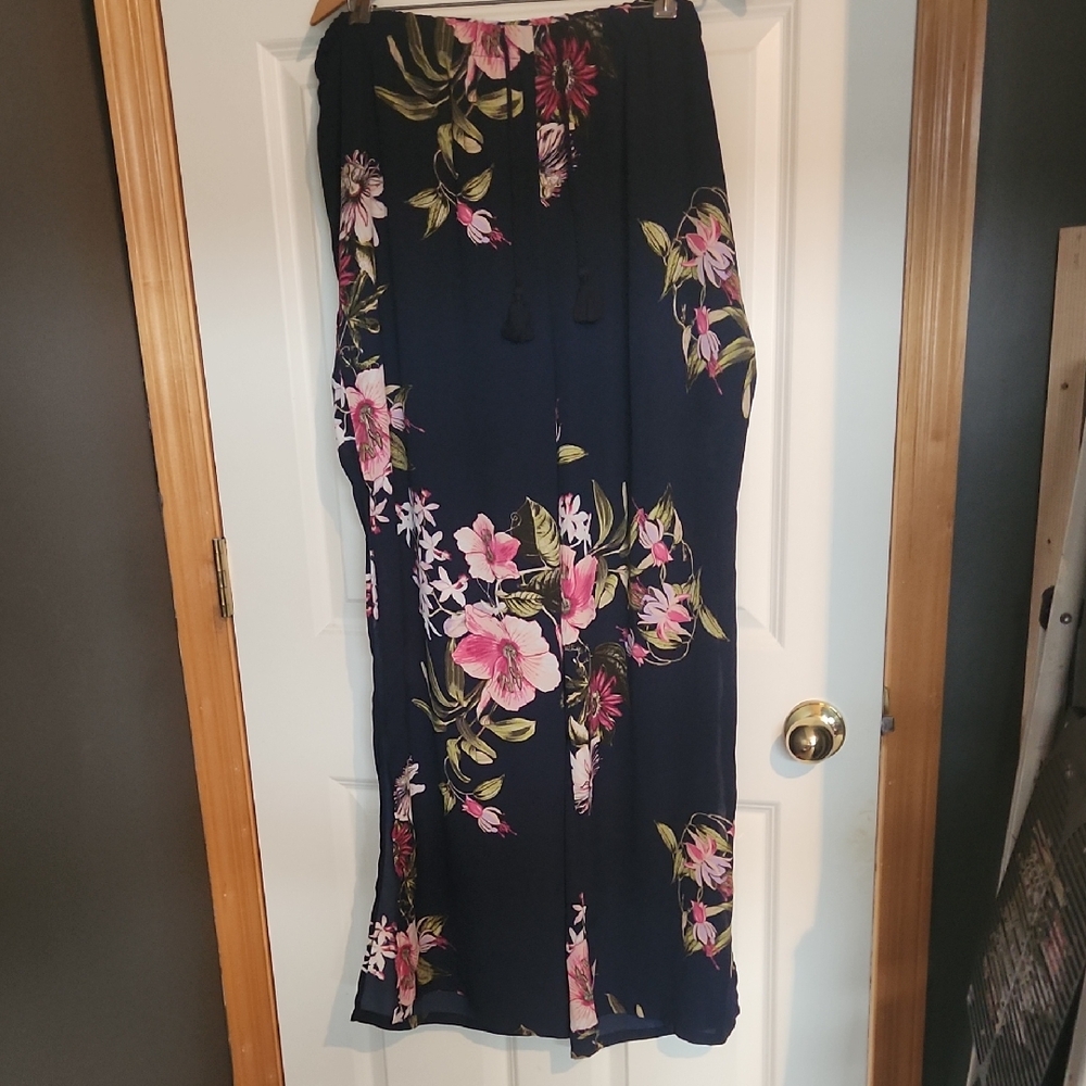 NY & Co Floral Flowy Pant Size XL